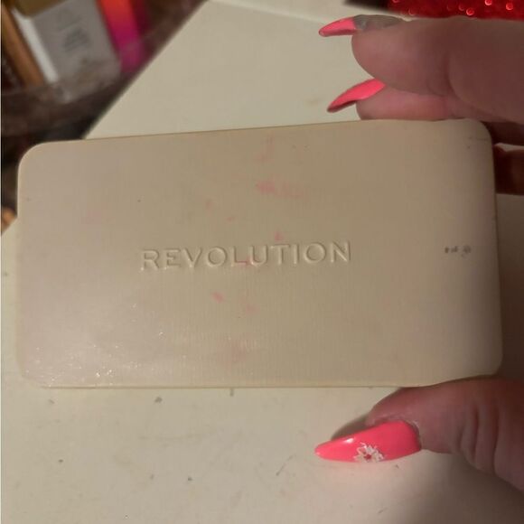 $2/$15 if bundled Revolution Eyeshadow Pallet - Picture 2 of 2